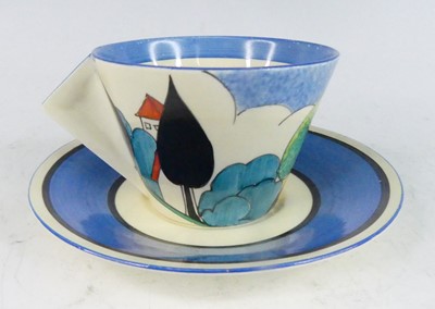 Lot 32 - A rare Clarice Cliff May Avenue pattern...