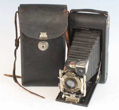 Lot 739 - A Kodak 3A Autographic Film Camera No. A-122,...