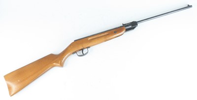 Lot 814 - A Relum Slavia 618 .177 break barrel air rifle,...