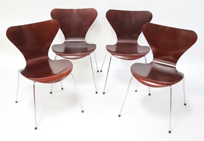 Lot 333 - Arne Jacobsen (1902-1971) for Fritz Hansen - a...