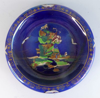 Lot 17 - A 1930s Devon Fieldings ceramic lustre bowl,...
