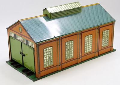 Lot 281 - 1935-41 Hornby 0-gauge clockwork Engine Shed...