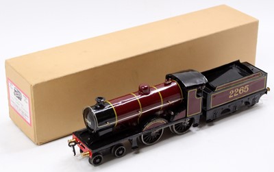 Lot 293 - Bassett-Lowke 0-gauge clockwork 4-4-0 loco &...