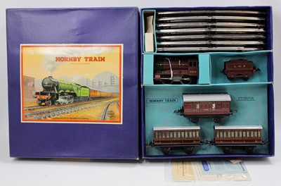 Lot 220 - 1948-54 Hornby 0-gauge clockwork No.501 LMS...