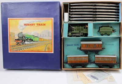 Lot 221 - 1948-54 Hornby 0-gauge clockwork No.501 LNER...