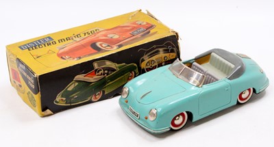 Lot 1548 - Distler FS tinplate and battery-operated...