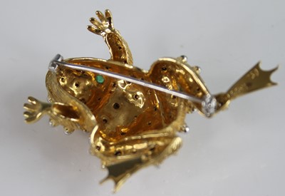 Lot 2176 - A yellow and white metal toad brooch, with...