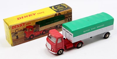 Lot 1172 - Dinky Toys 914 A.E.C. Articulated Lorry...