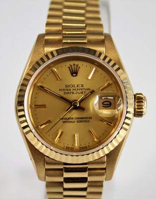 Lot 2223 - An 18ct yellow gold lady's Rolex Oyster...