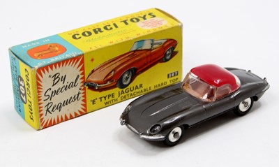 Lot 1278 - Corgi Toys No. 307 E-type Jaguar E Type with...