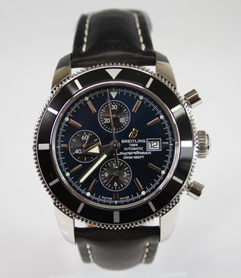 Lot 2212 - A Gents stainless steel Breitling Superocean...