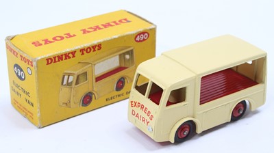 Lot 1139 - Dinky Toys, 490 Electric Dairy van 'Express...