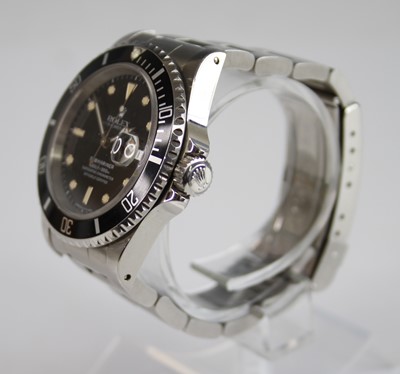 Lot 2220 - A gent's Rolex Oyster Perpetual Submariner...