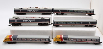 Lot 612 - Hornby class 370 ‘APT’ EMU ‘City of Derby’ six...