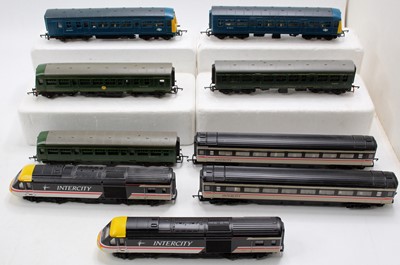 Lot 615 - Hornby HST four car set, Swallow livery (VG);...