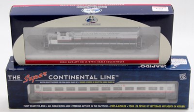 Lot 622 - Athearn ‘Rocky Mountaineer’ Bo-Bo diesel loco,...