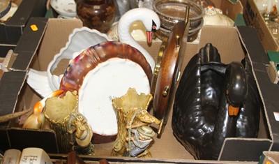 Lot 766 - A box of ceramics and other items, to include...
