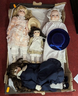 Lot 788 - A box of 20th century dolls, to include a...