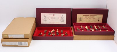 Lot 1980 - 4 Britains modern issue soldier sets...