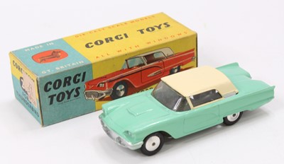 Lot 1036 - Corgi Toys No. 214 Ford Thunderbird saloon...