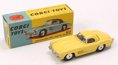 Lot 1012 - Corgi Toys, 304 Mercedes 300 SL Hardtop...