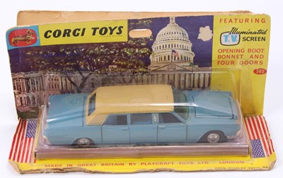 Lot 1237 - Corgi Toys, 262 Lincoln Continental Executive...