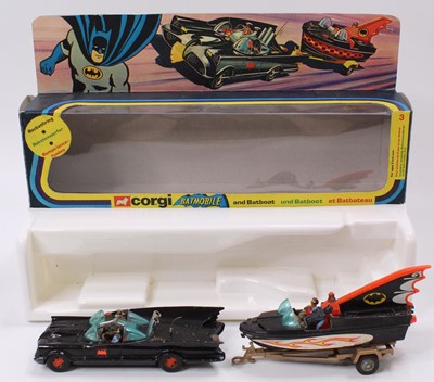 Lot 1184 - Corgi Toys Gift Set 3 Batmobile and Batboat on...