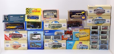 Lot 892 - A tray of mixed modern issue diecasts, with...