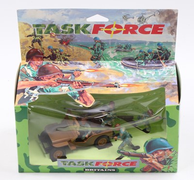 Lot 2023 - A Britains 7611 Task Force Dessert Storm Jeep...