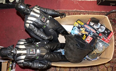 Lot 1657 - Mixed Star Wars modern issue collectables to...