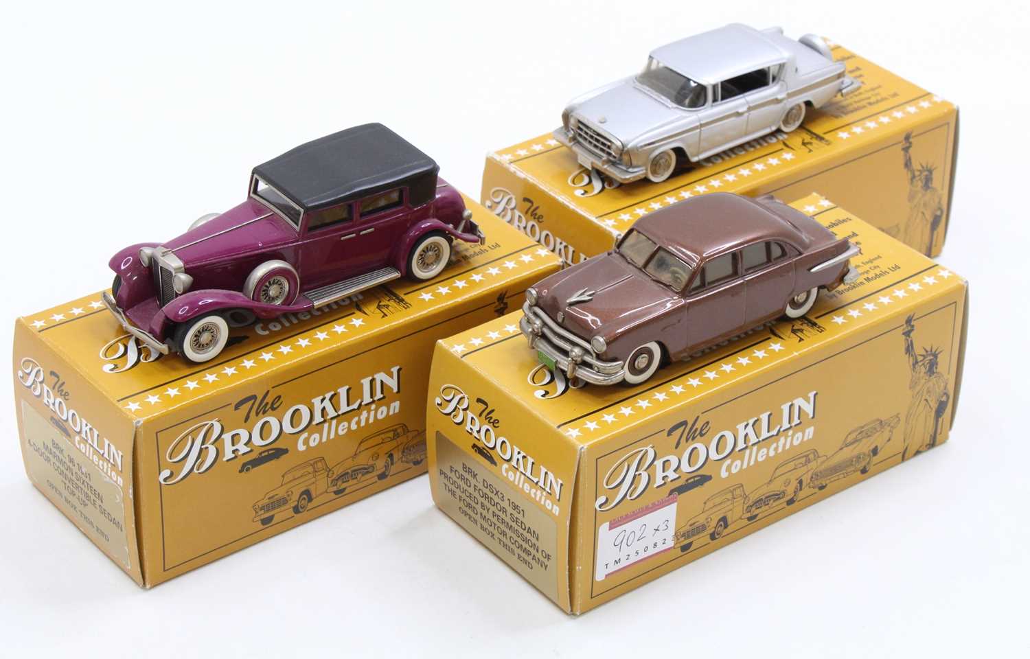 Lot 902 - 3 Brooklin Models 1:43 to include: BRK.59 1957...