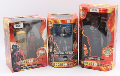 Lot 1910 - 3 x Character Online Doctor Who figures to...