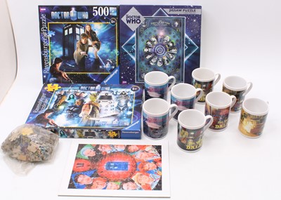 Lot 1734 - A collection of Doctor Who Ravensburger and...