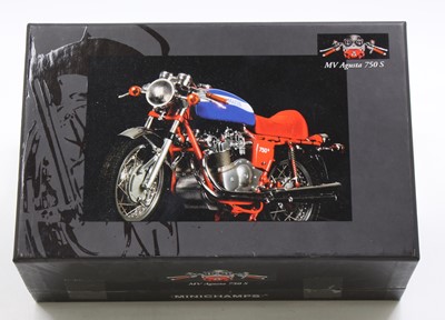 Lot 907 - Minichamps Classic Bike Series 1/12th scale No....