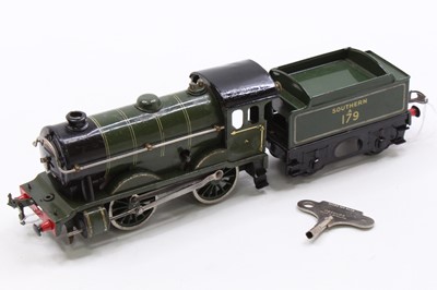 Lot 327 - 1929-35 Hornby 0-gauge No.1 Special loco &...