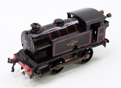 Lot 242 - 1960-5 Hornby 0-gauge type 40 tank loco 0-4-0,...