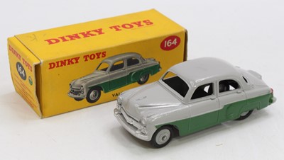 Lot 1389 - A Dinky Toys No. 164 Vauxhall Cresta saloon...