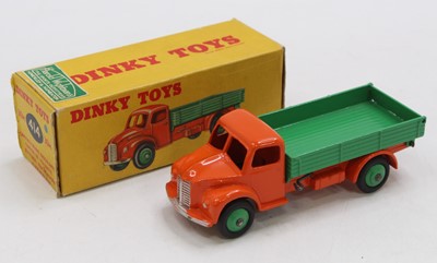 Lot 1399 - A Dinky Toys No. 414/30M rear tipping wagon...