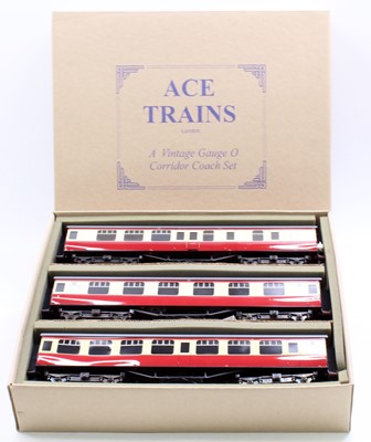 Lot 392 - ACE Trains 3-car C5 coach set A maroon & cream...