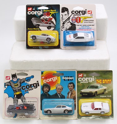 Lot 1190 - A collection of 5 various Corgi Juniors...