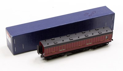 Lot 659 - Kit Built 00 Gauge LMS Full Brake, in full...