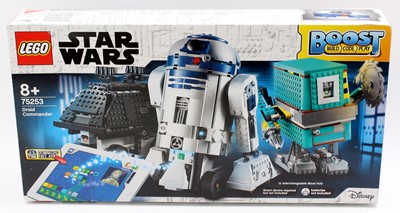 Lot 1853 - Lego Star Wars No. 75253 Droid Commander...