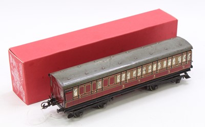 Lot 307 - 1935-41 Hornby 0-gauge No.2 Passenger coach...