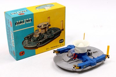 Lot 1098 - Corgi Toys No. 1119 HDL Hovercraft SR-N1...