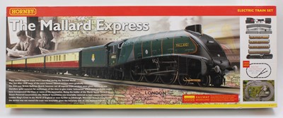 Lot 510 - R1040 Hornby ‘The Mallard Express’ comprising...