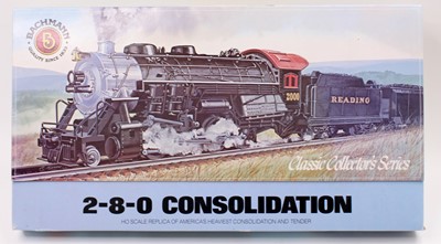 Lot 584 - Bachmann 2-8-0 Consolidation loco & tender...