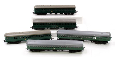 Lot 412 - Triang EMU 2-car unit 2-Bil with a green...