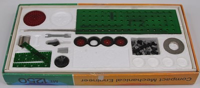 Lot 86 - A boxed Philips compact mechanical engineer...