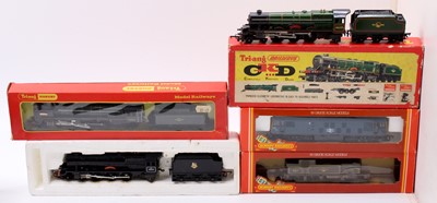 Lot 737 - Five Hornby locos: R862 BR 0-4-0 class M7 tank...