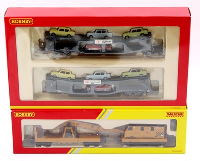 Lot 741 - Two Hornby items, both (M) (BM): R6397...